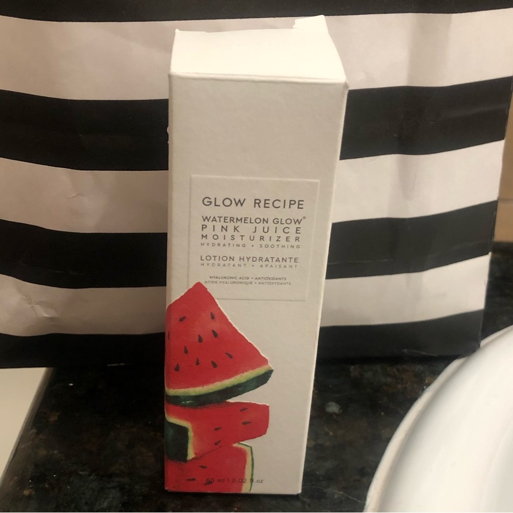 Watermelon glow pink juice moisturizer 60ml